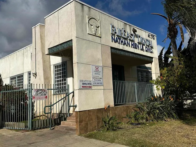 a view of a house with an outdoor space