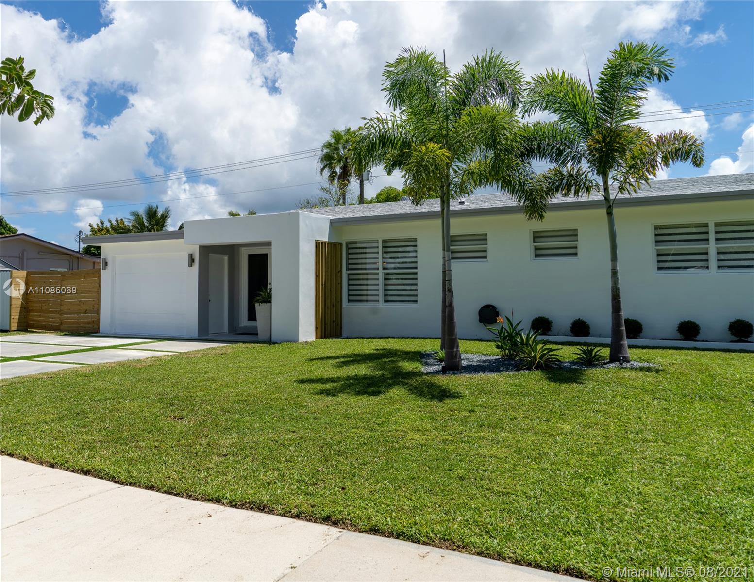 20245 Ranch Road Cutler Bay, FL 33189 - Photo 2 of 22 Gallery Image 2