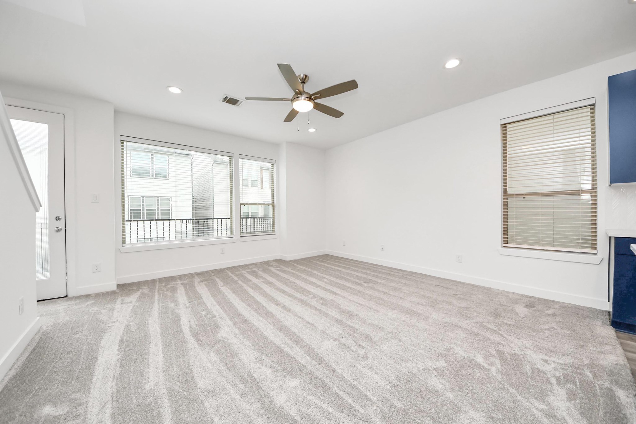 18527 Centro Row Conroe, TX 77385 - Photo 10 of 44 a view of an empty room with a window