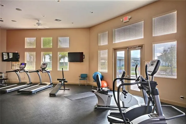 $2,400 | 2199 Harwick Cir S West, Vero Beach, FL 32968