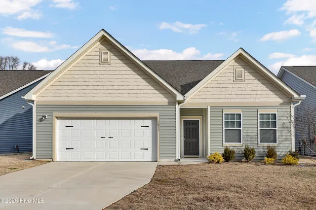 $315,000 | 1011 Rodanthe Drive, New Bern, NC 28562