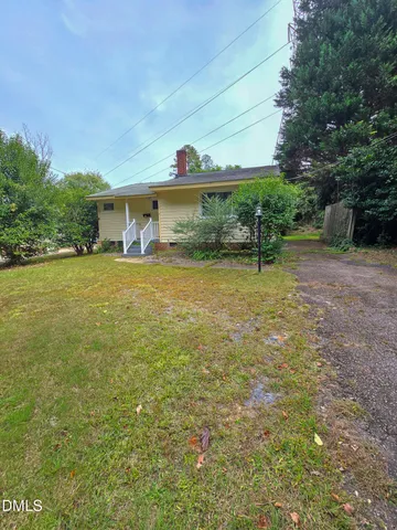 $1,650 | 912 Dixie Trail, Raleigh, NC 27607