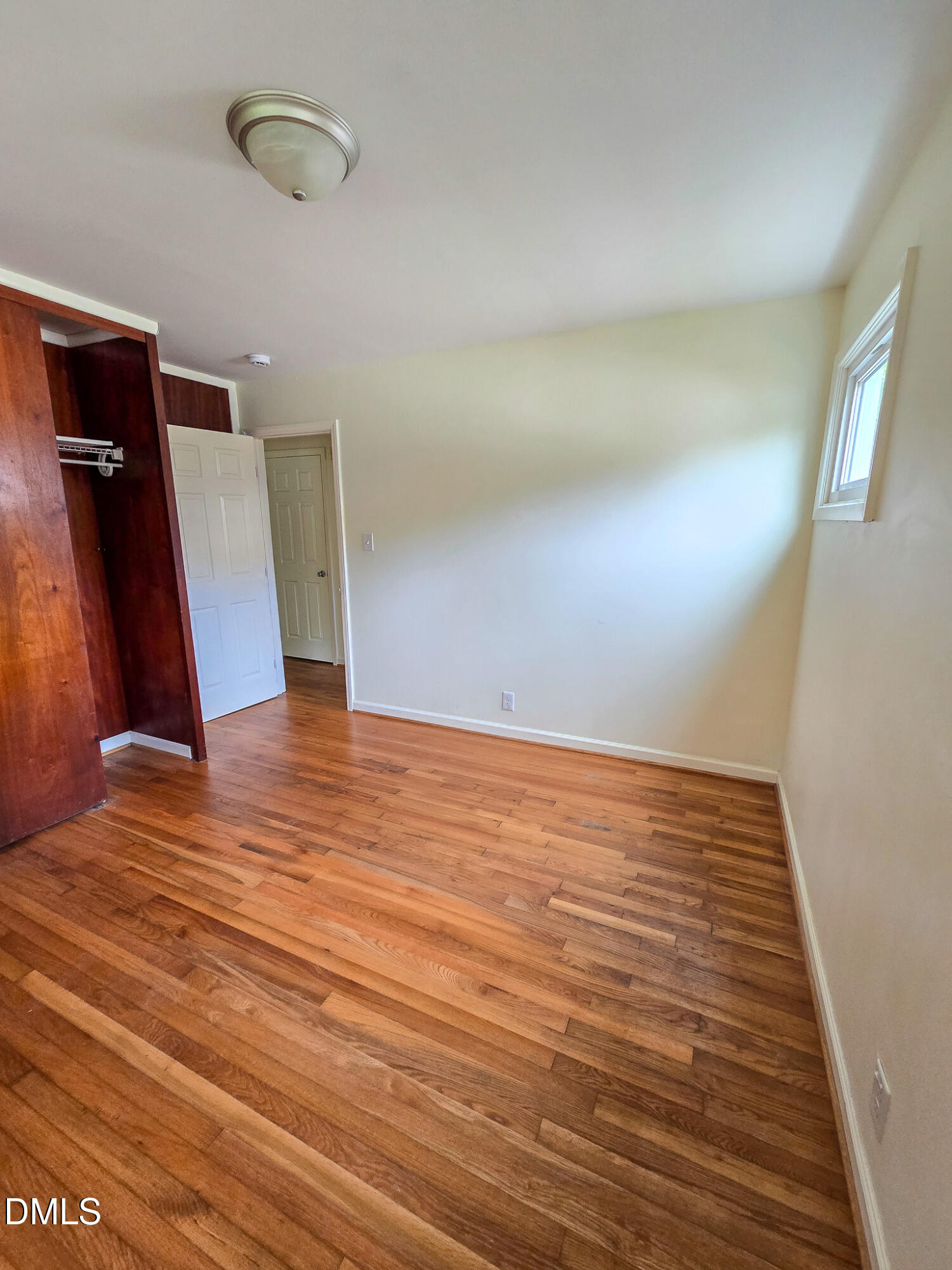 912 Dixie Trail Raleigh, NC 27607 - Photo 16 of 30 20251010_130352