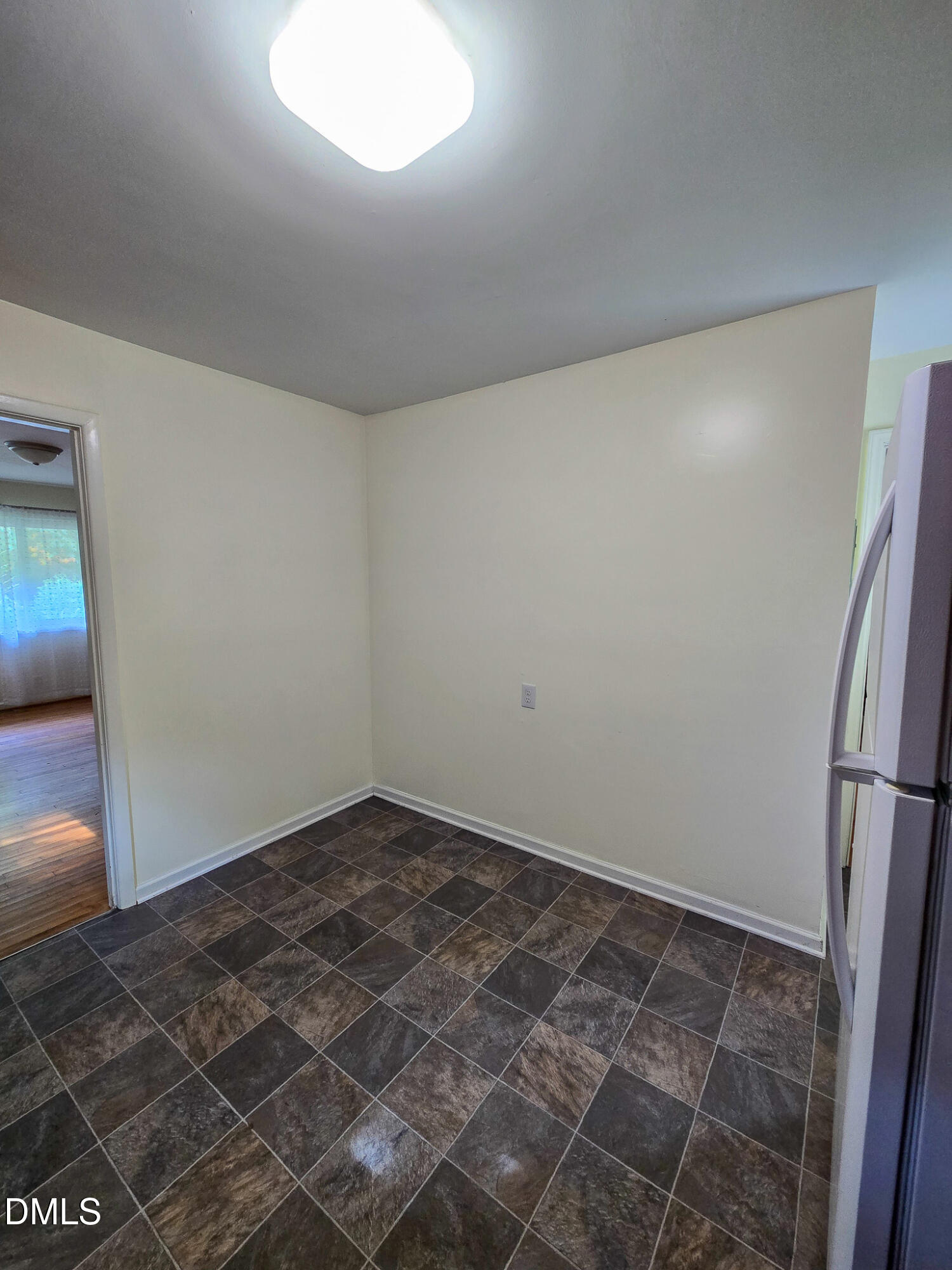 912 Dixie Trail Raleigh, NC 27607 - Photo 9 of 30 20251010_130156