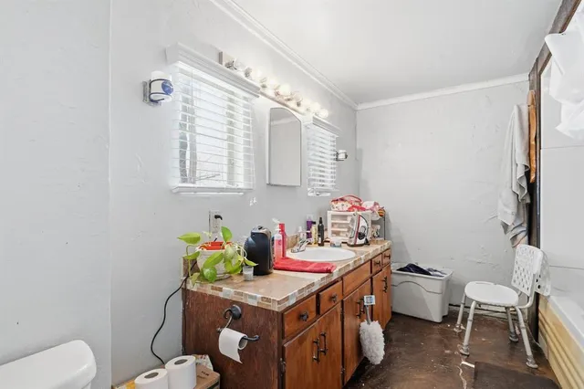 $374,900 | 1901 Cedar Crest Drive, Abilene, TX 79601