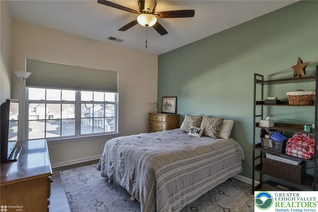 $2,095 | 927 Eden Terrace, Easton, PA 18042