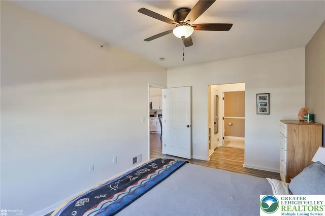 $2,095 | 927 Eden Terrace, Easton, PA 18042