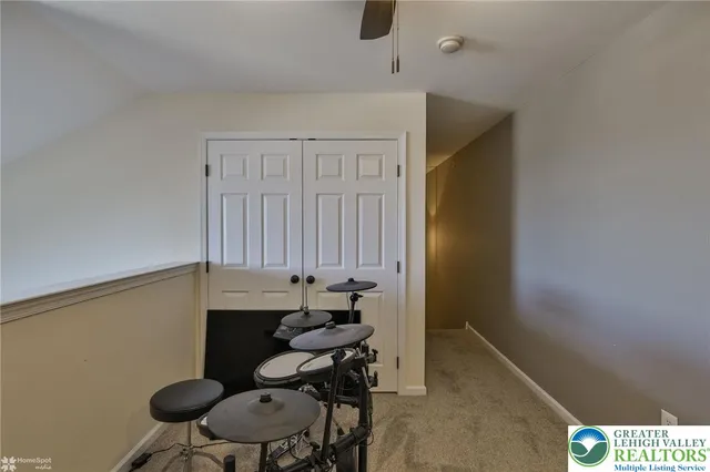 $2,095 | 927 Eden Terrace, Easton, PA 18042