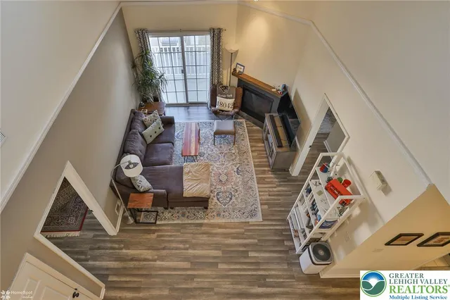 $2,095 | 927 Eden Terrace, Easton, PA 18042