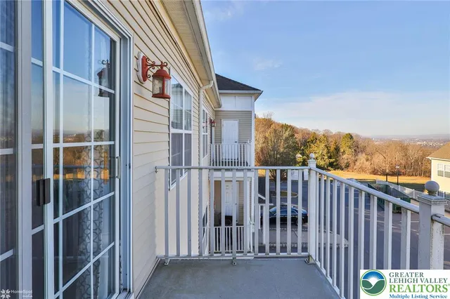 $2,095 | 927 Eden Terrace, Easton, PA 18042