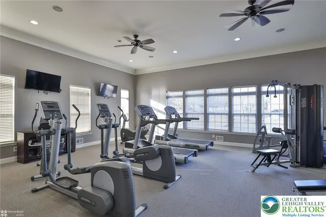 $2,095 | 927 Eden Terrace, Easton, PA 18042