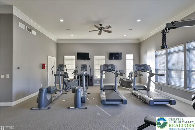 $2,095 | 927 Eden Terrace, Easton, PA 18042