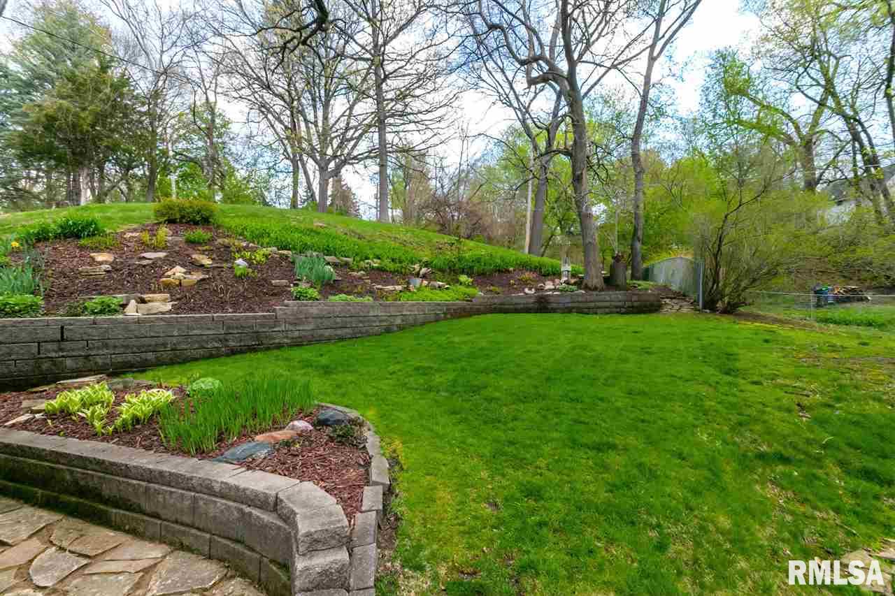 1715 Jersey Ridge Road Davenport, IA 52803 - Photo 20 of 24 Gallery Image 20