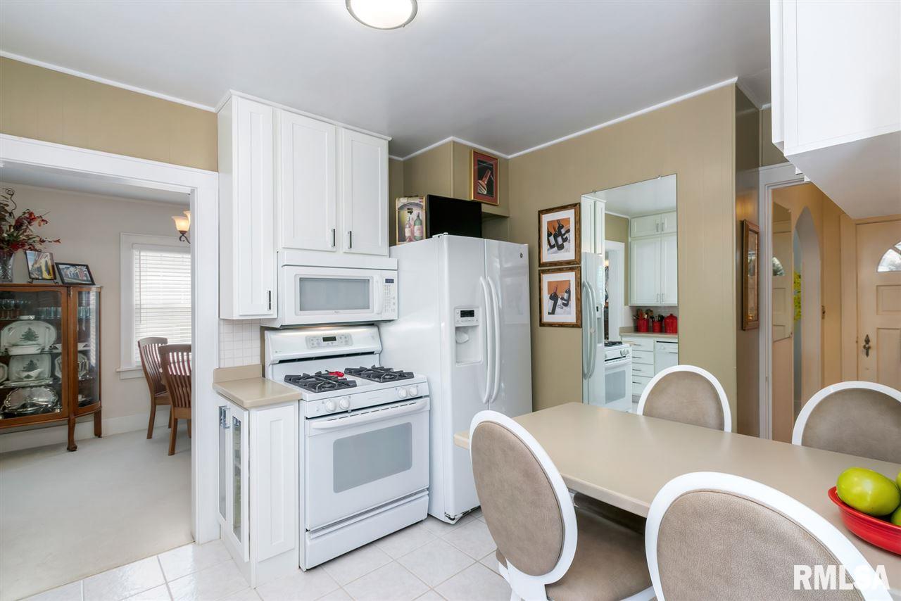 1715 Jersey Ridge Road Davenport, IA 52803 - Photo 10 of 24 Gallery Image 10