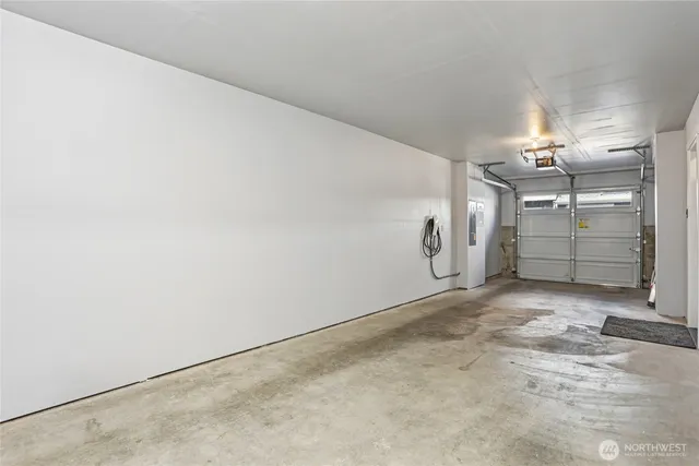 $699,900 | 18901 12th Place West, Unit H2, Lynnwood, WA 98036