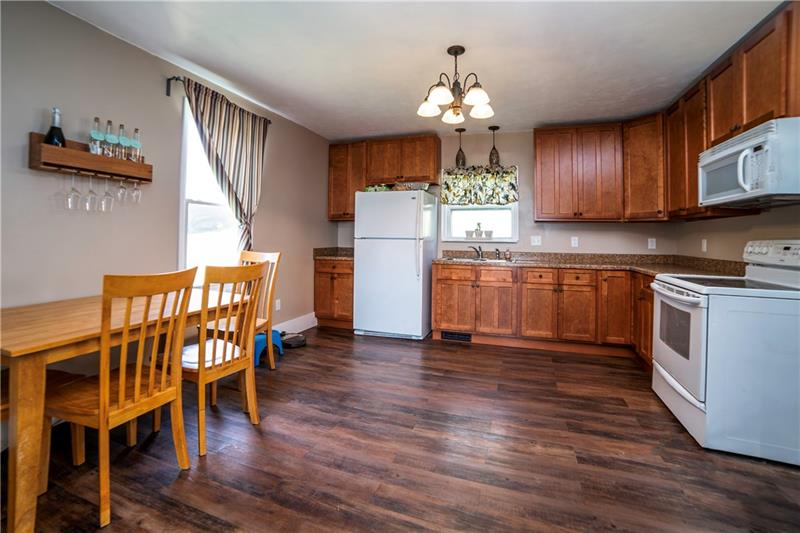 743 Elk Avenue Rochester, PA 15074 - Photo 12 of 23 Gallery Image 12