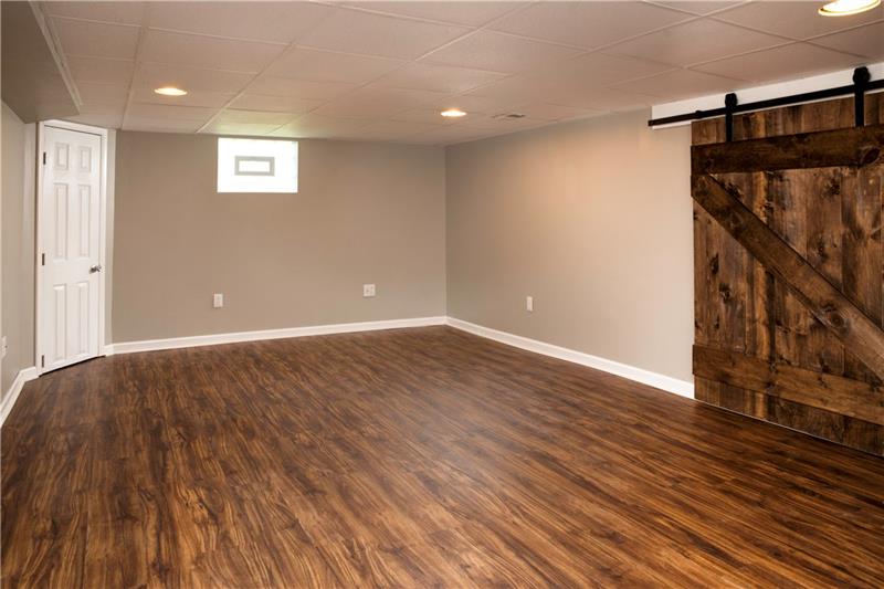 743 Elk Avenue Rochester, PA 15074 - Photo 15 of 23 Gallery Image 15