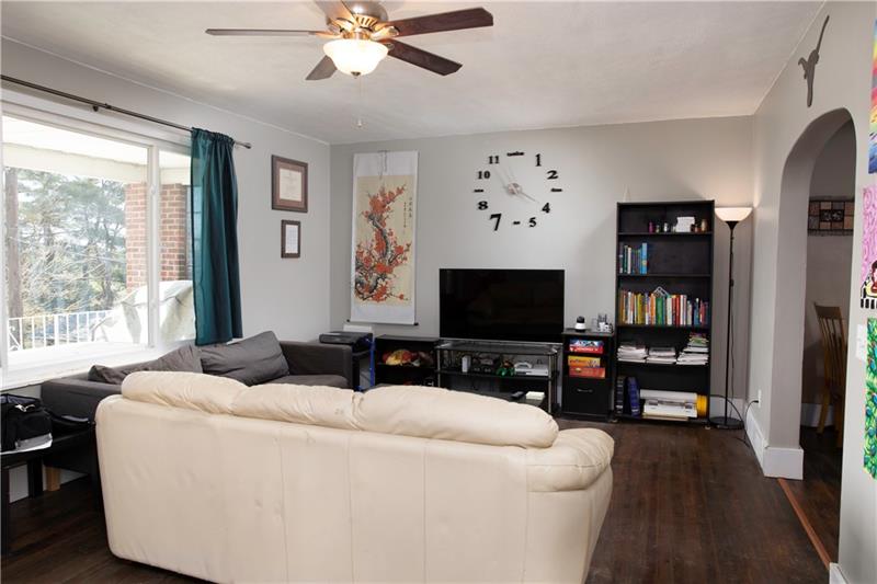 743 Elk Avenue Rochester, PA 15074 - Photo 5 of 23 Gallery Image 5