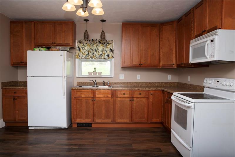 743 Elk Avenue Rochester, PA 15074 - Photo 9 of 23 Gallery Image 9
