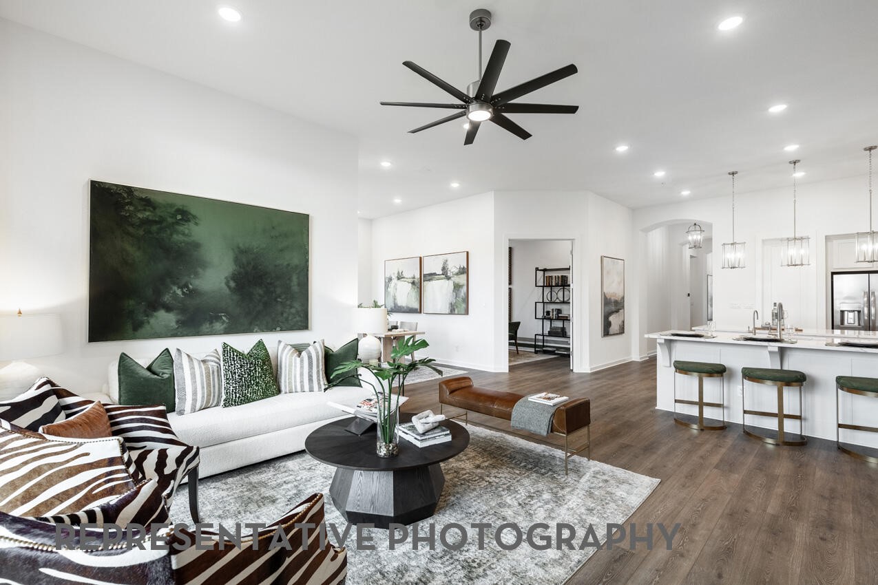 6426 Mahogany Branch Trail Rosharon, TX 77583 - Photo 7 of 14 Family Room