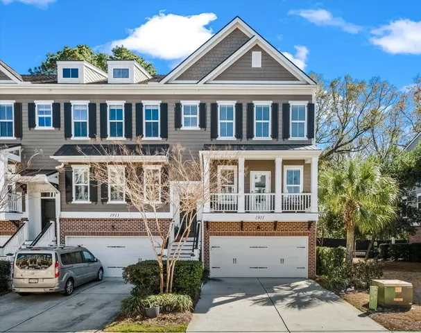 $899,900 | 1911 Carolina Towne Court, Mount Pleasant, SC 29464