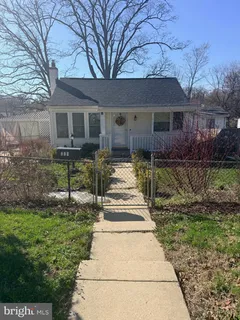 $220,000 | 802 Minna Avenue, Capitol Heights, MD 20743