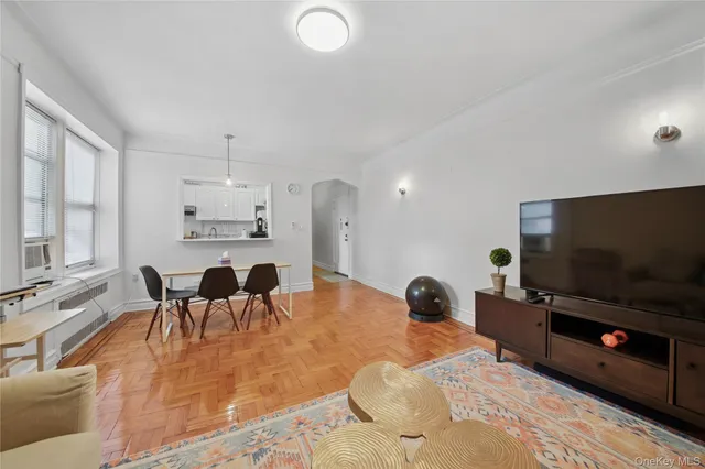 $379,000 | 35-05 72nd Street, Unit 3G | Jackson Heights