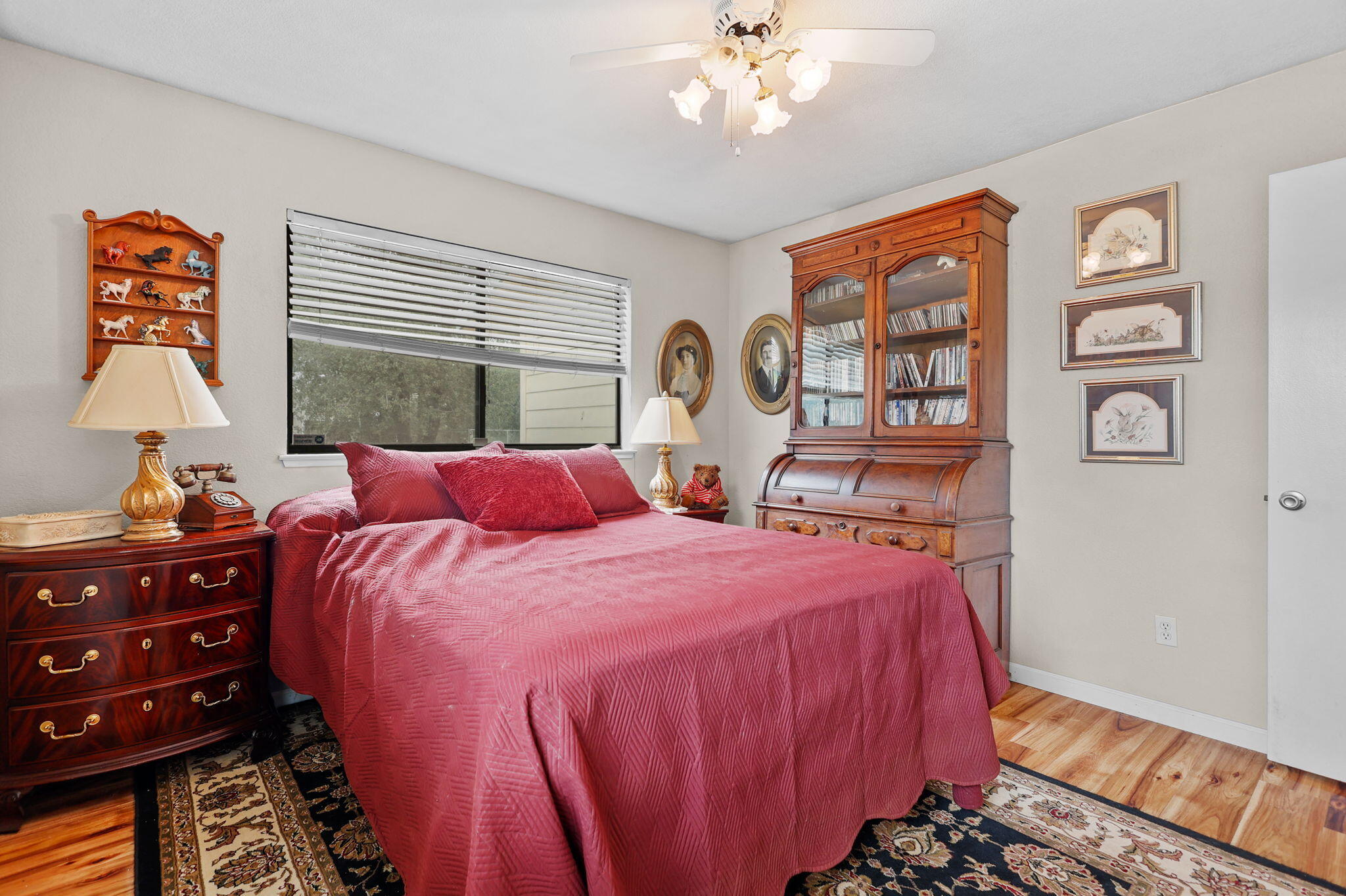 17618 Flowers Lane Anderson, CA 96007 - Photo 17 of 37 Bedroom 2