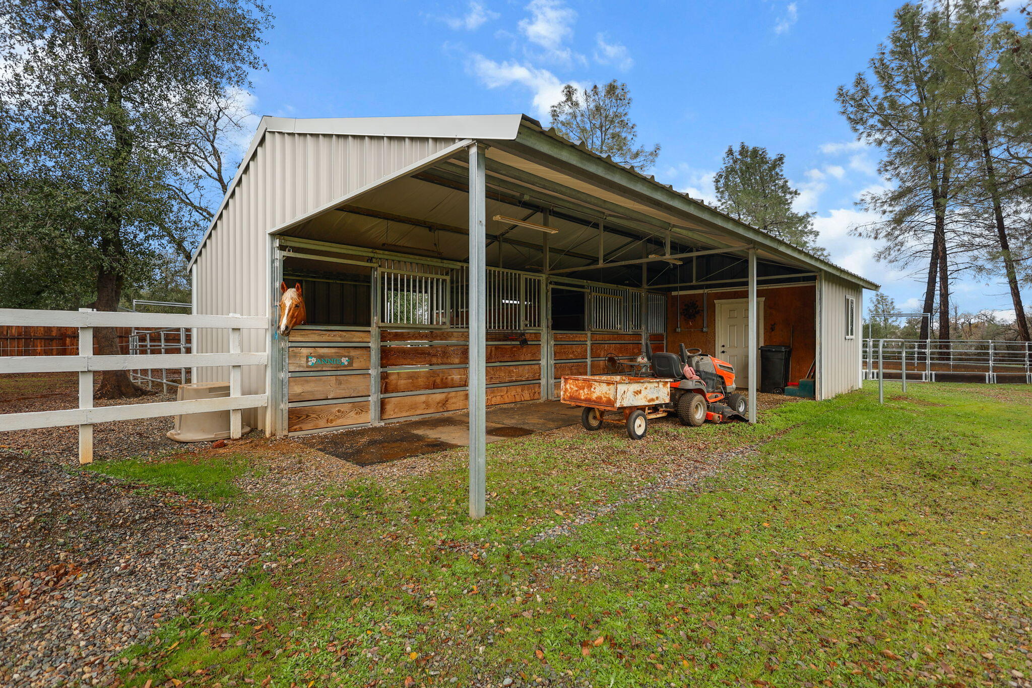 17618 Flowers Lane Anderson, CA 96007 - Photo 26 of 37 a view of a house with backyard