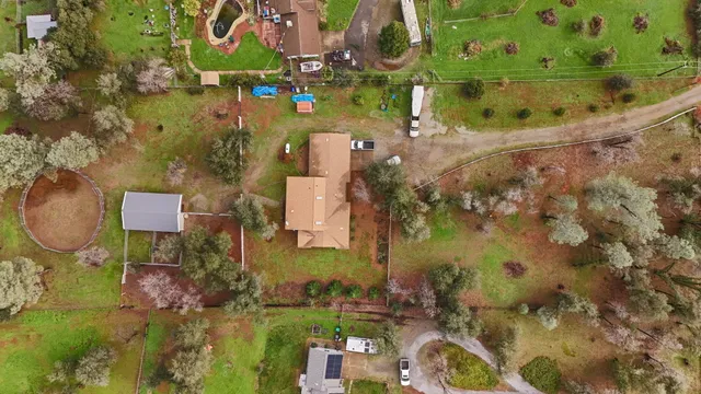 $417,000 | 17618 Flowers Lane, Anderson, CA 96007