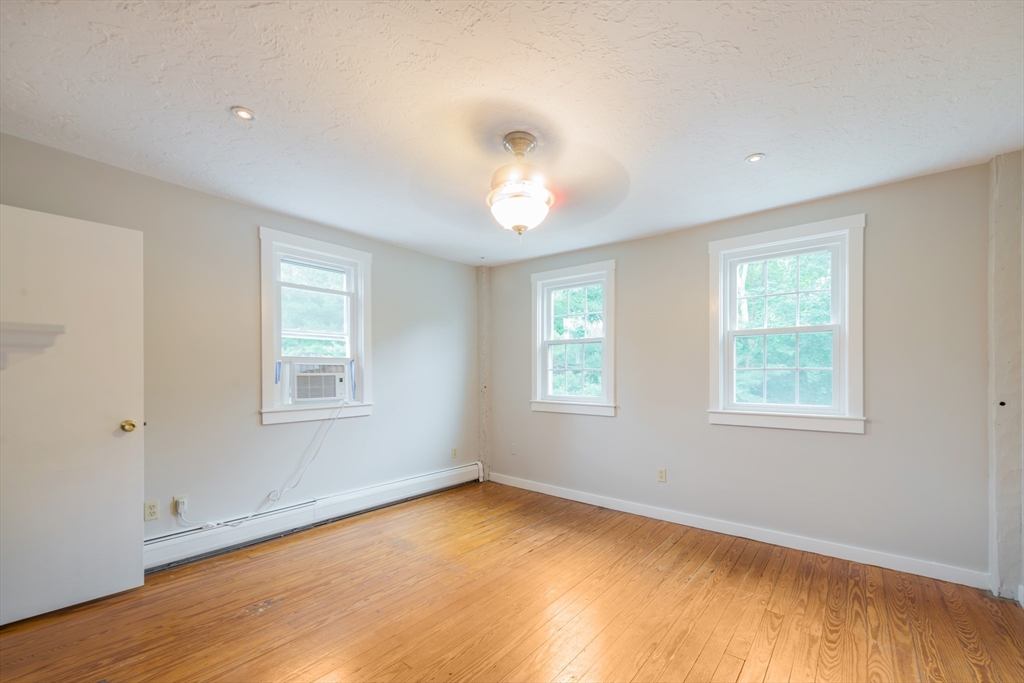 6 Ropewalk Court, Unit 8 Plymouth, MA 02360 - Photo 11 of 32