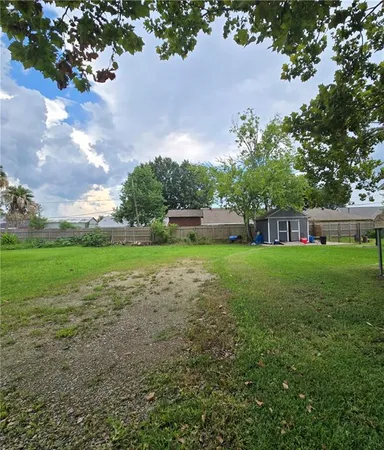 $30,000 | 242 Carolyn Drive, Destrehan, LA 70047