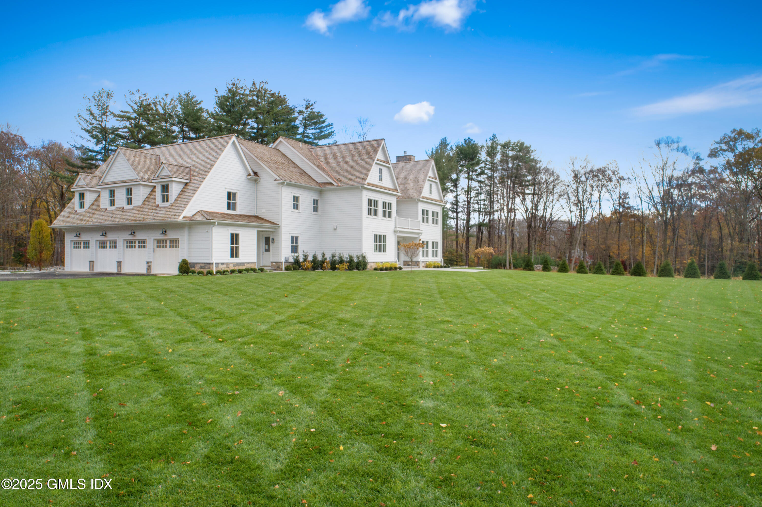 928 West Road New Canaan, CT 06840 - Photo 39 of 40 Garages