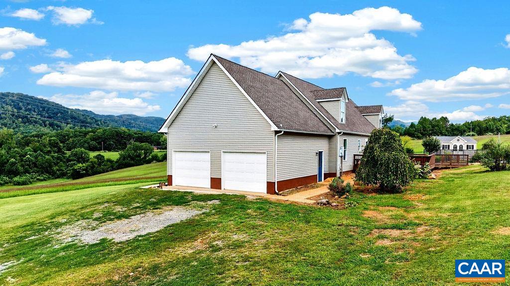 812 Stevens Cove Road Lovingston, VA 22949 - Photo 7 of 71 Gallery Image 7