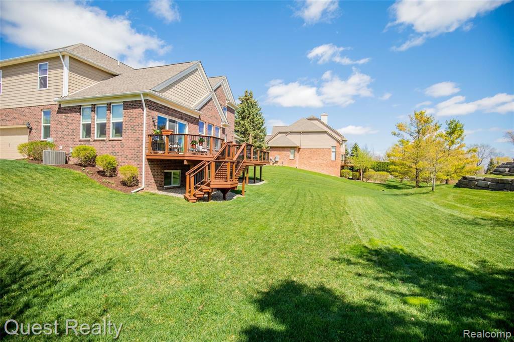 6985 Oakhurst Ridge Road Clarkston, MI 48348 - Photo 15 of 47