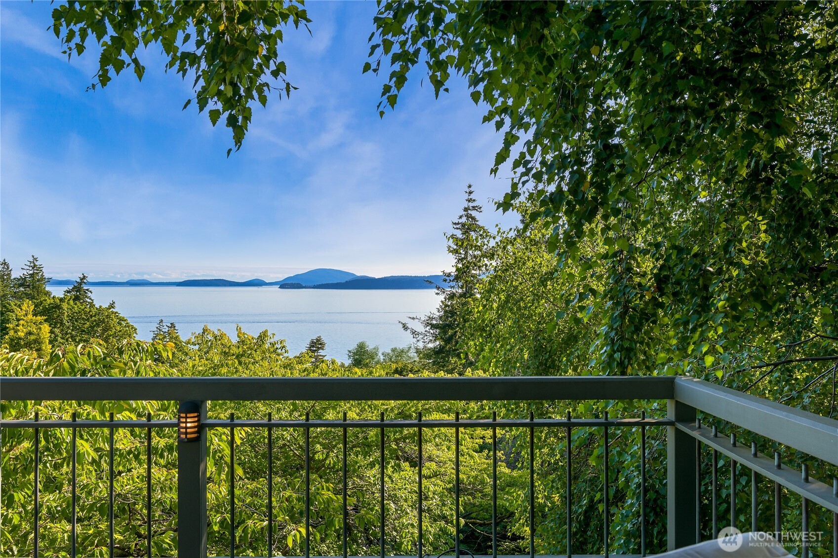 733 Fieldston Road Bellingham, WA 98225 - Photo 12 of 40