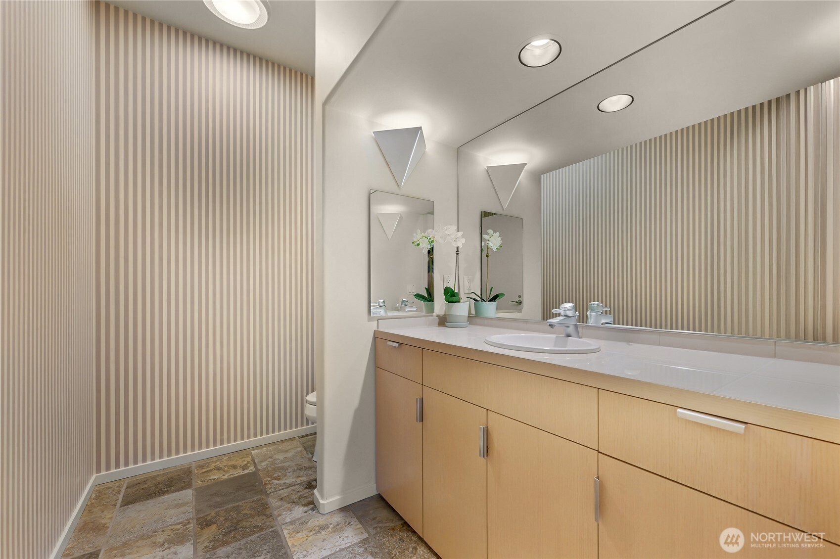 733 Fieldston Road Bellingham, WA 98225 - Photo 31 of 40