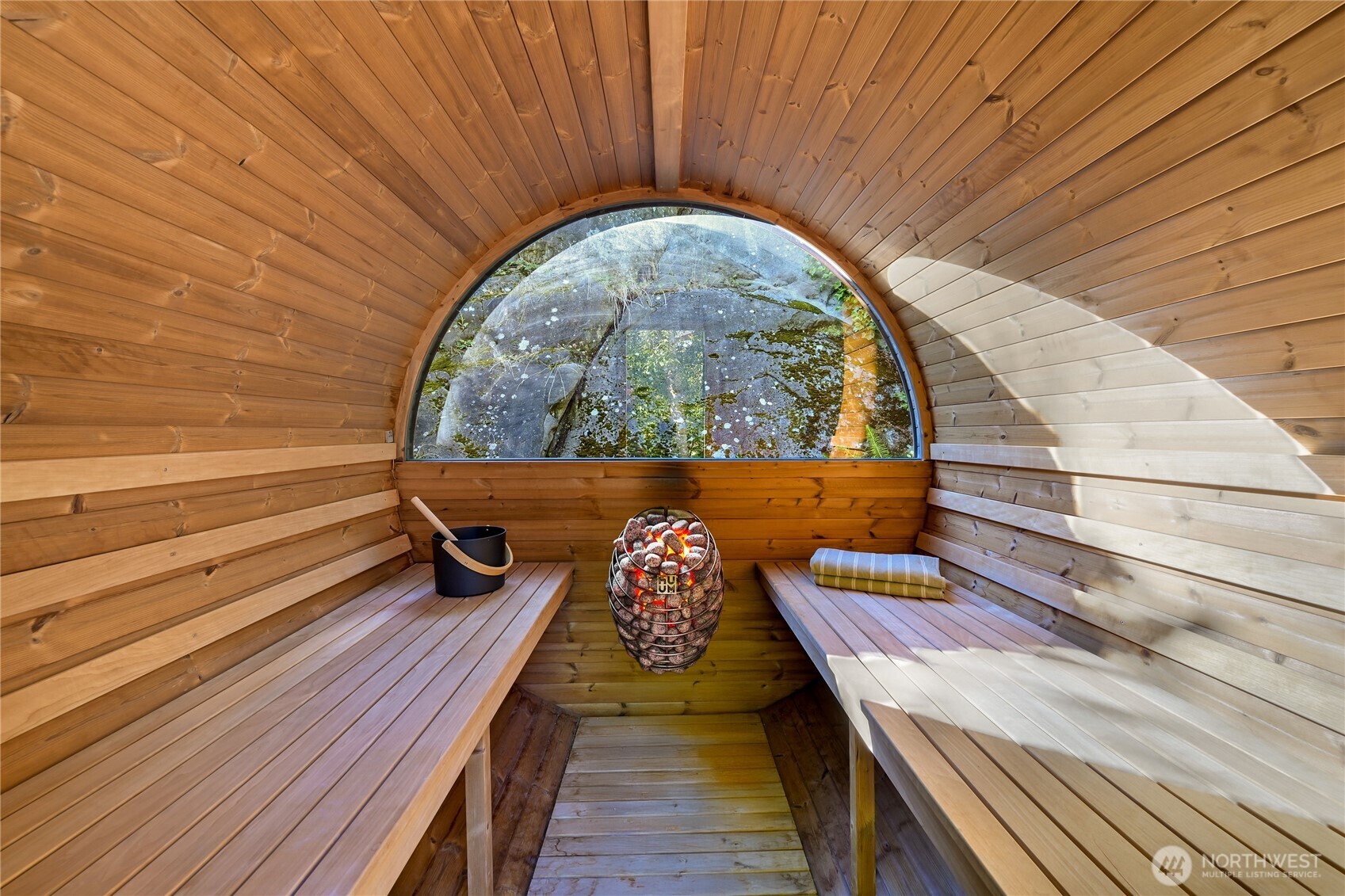 733 Fieldston Road Bellingham, WA 98225 - Photo 10 of 40