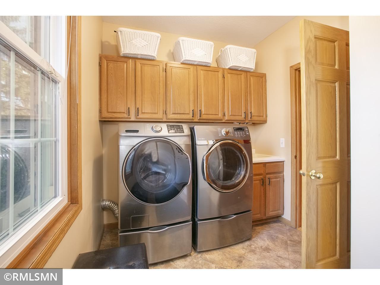 16813 Thatcher Road Eden Prairie, MN 55347 - Photo 14 of 34