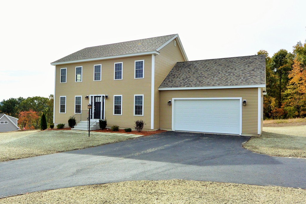 33 Runaway Brook Road Lancaster, MA 01523 - Photo 1 of 15