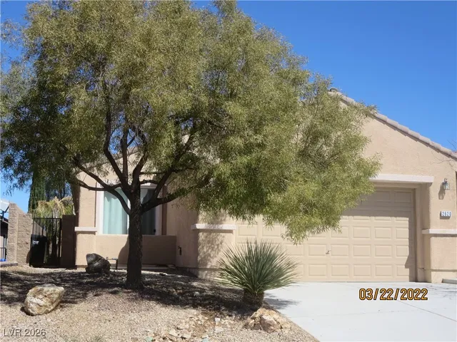 $2,400 | 2620 Lochleven Way, Henderson, NV 89044