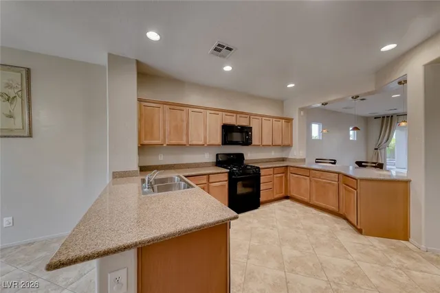 $2,400 | 2620 Lochleven Way, Henderson, NV 89044