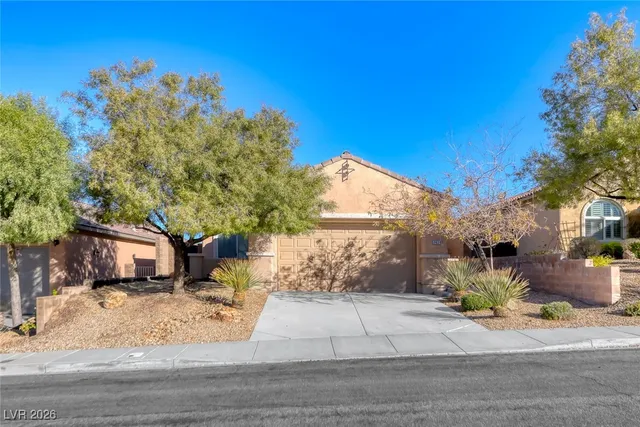 $2,400 | 2620 Lochleven Way, Henderson, NV 89044