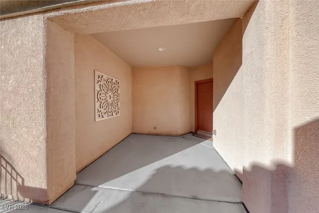 $2,400 | 2620 Lochleven Way, Henderson, NV 89044