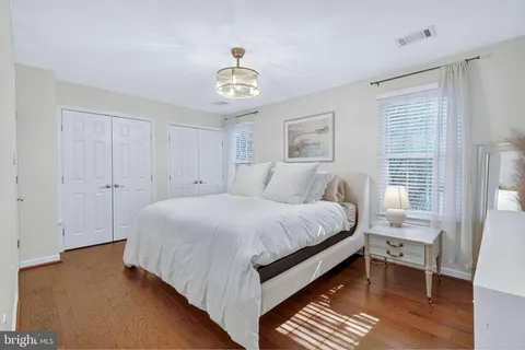 $650,000 | 5769 Heritage Hill Drive, Alexandria, VA 22310