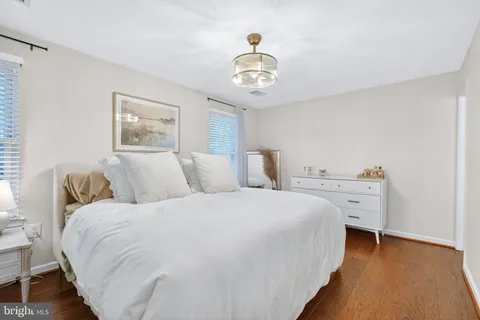 $650,000 | 5769 Heritage Hill Drive, Alexandria, VA 22310