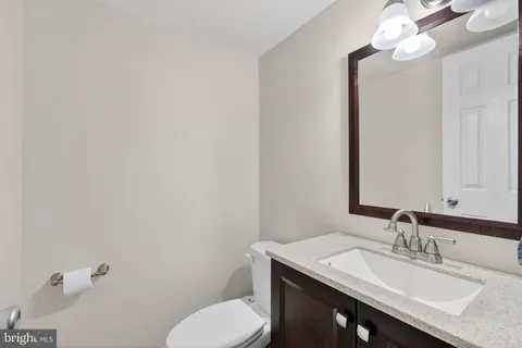 $650,000 | 5769 Heritage Hill Drive, Alexandria, VA 22310