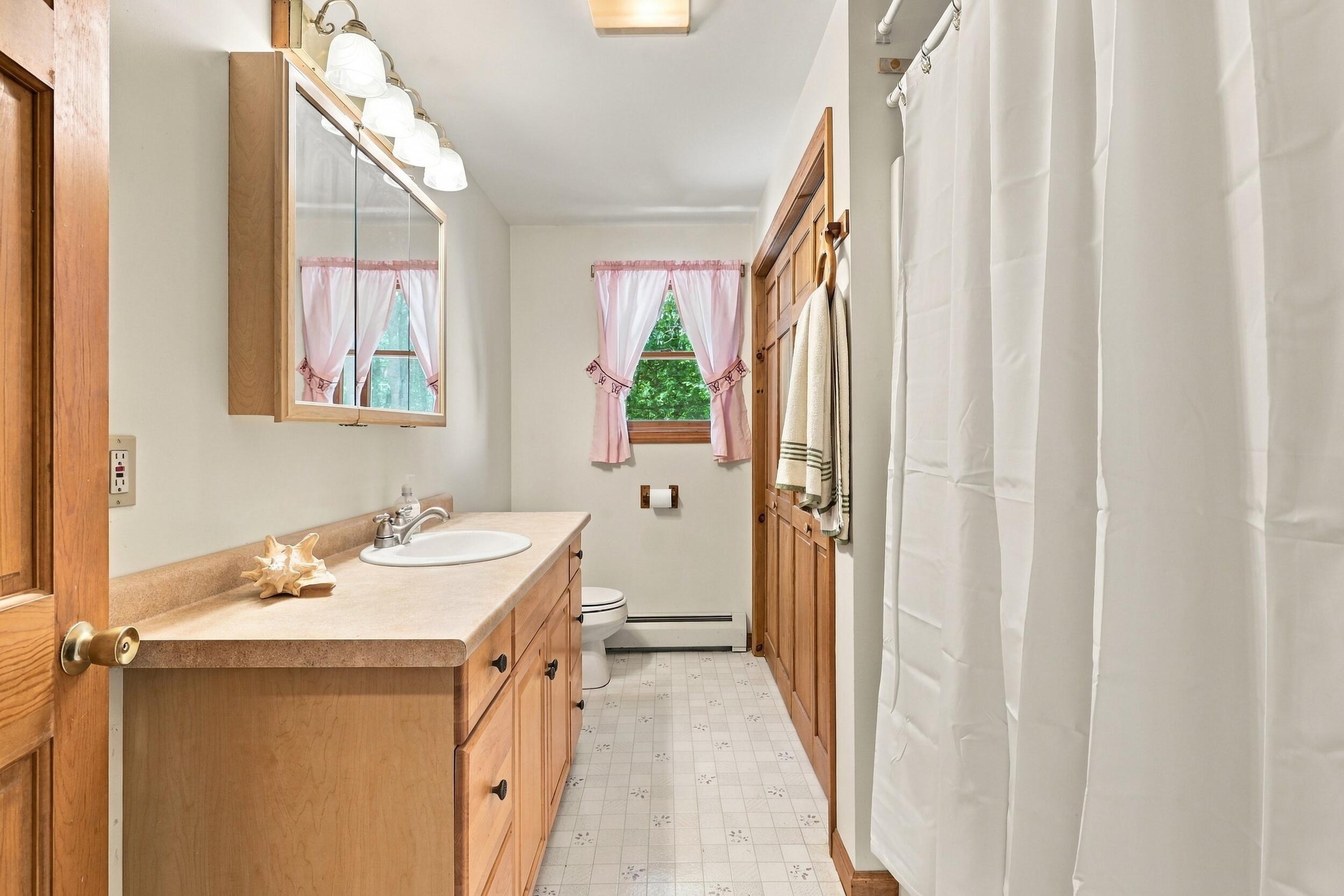 9 Rivers Edge Road North Berwick, ME 03906 - Photo 17 of 34 on_the_mark-et_050