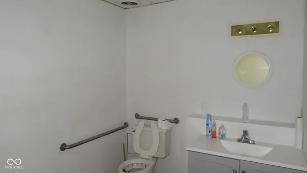 $1,200 | 1408 Darlington Avenue, Unit C, Crawfordsville, IN 47933