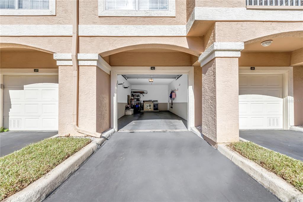 4206 Bay Club Circle, Unit 4206 Tampa, FL 33607 - Photo 27 of 60 a view of livingroom with furniture
